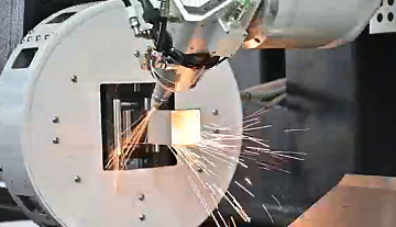 3D лазерный труборез SEKIRUS P2606M 12600LS для резки с фаской 3000 Вт IPG_4